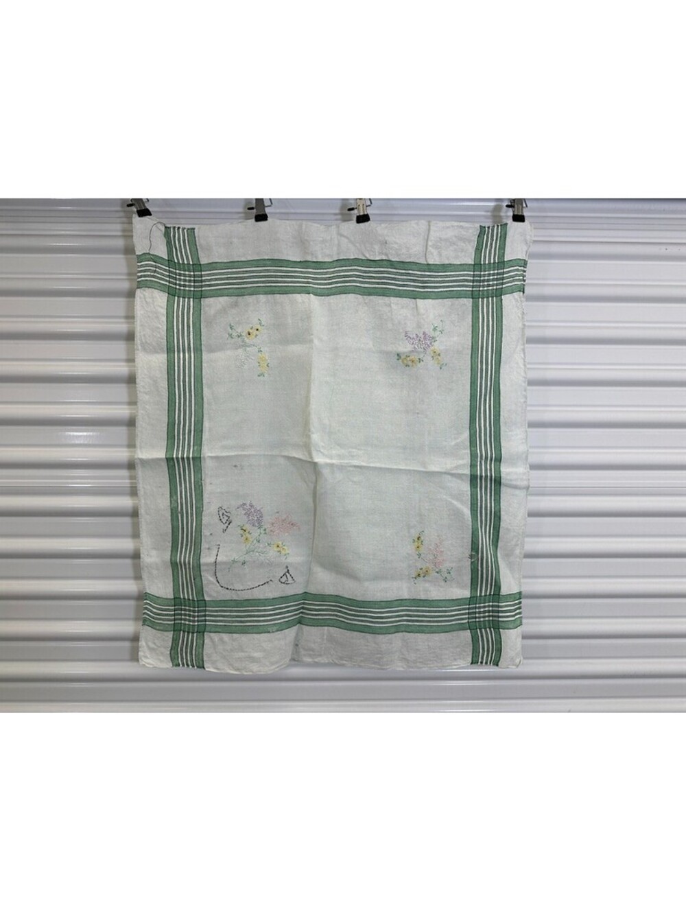 Vintage Embroidered Card Table Tablecloth Topper Floral Flowers READ LOOK Cutter